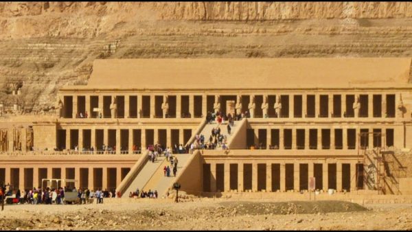 Top Egypt Tour offers day tours in Egypt and tour package in Historical & Cultural, city tours, Safari, and Nile cruise.